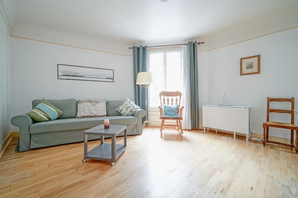4 Voyageurs Mairie Ouen Apartment Saint-Ouen (Seine-Saint-Denis)
